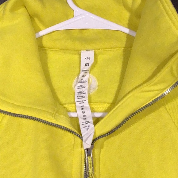 Lululemon Scuba in Lazer Lemon - Picture 3 of 6